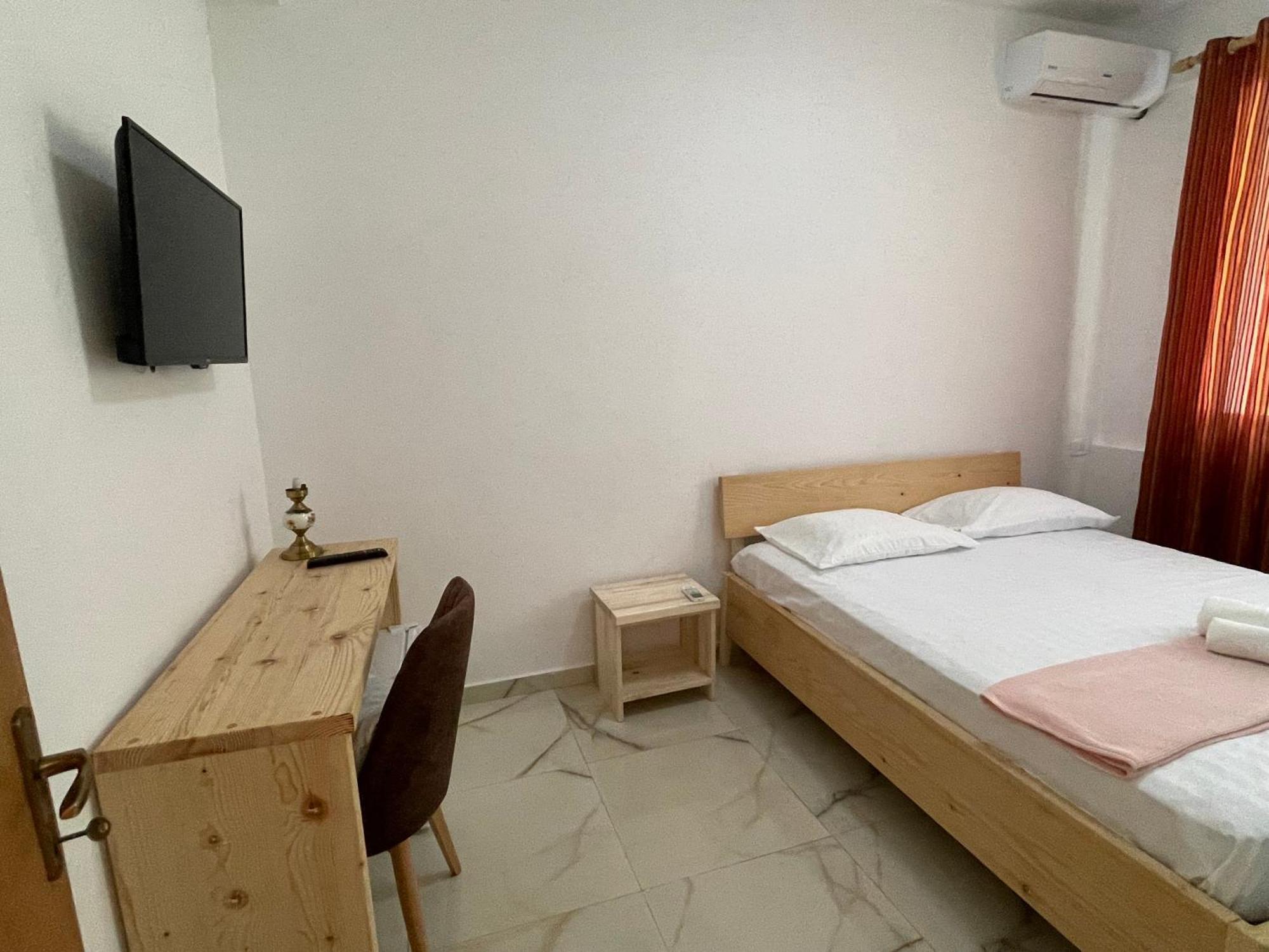 Xho'S Forest Guest House بيرات الغرفة الصورة